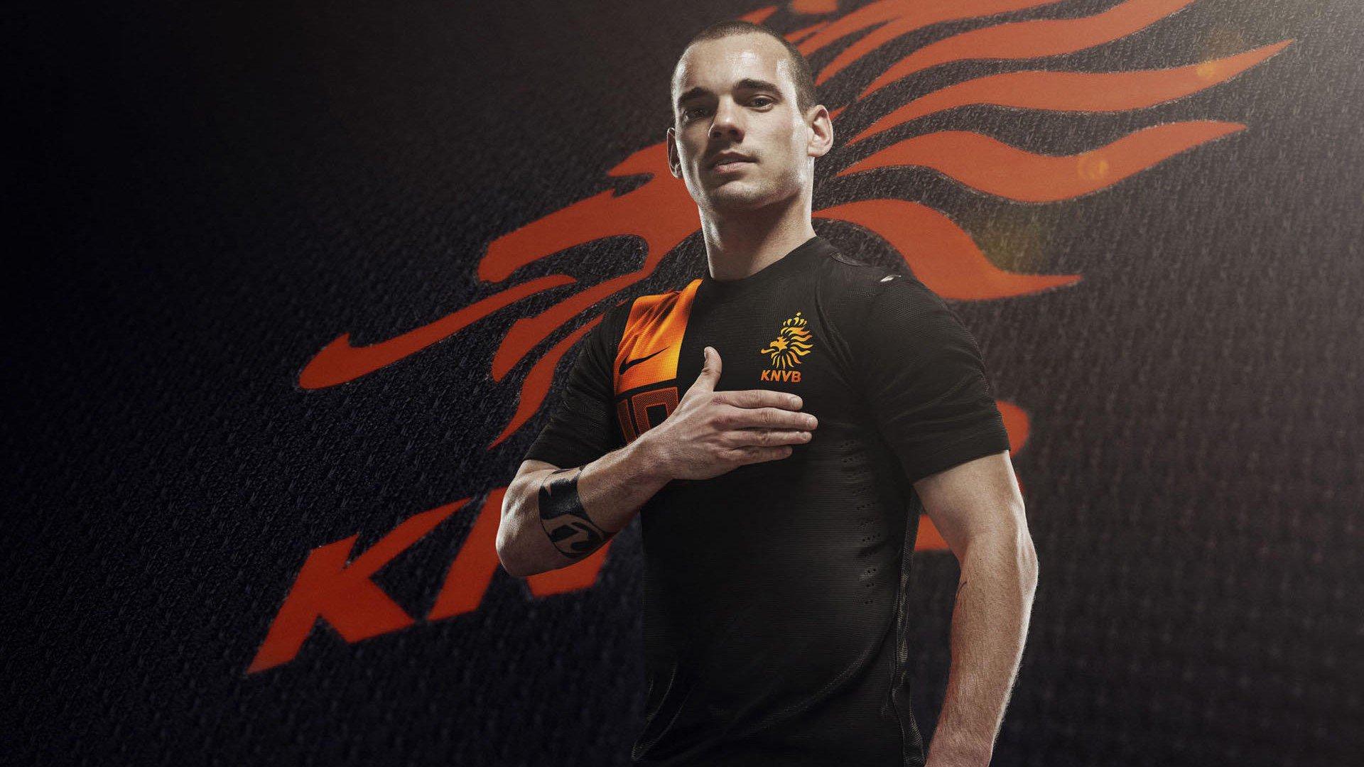 欧冠周最佳候选出炉，DV9领衔锋霸对决，新星老将齐闪耀